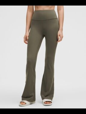 Lululemon Groove Yoga Pants Womens Green Flare Wide Leg Athleisure Vintage